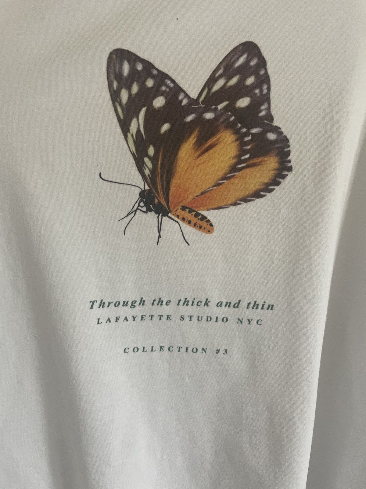 Asos Oversized butterfly tee Size US S / EU 44-46 / 1 - 1 Thumbnail