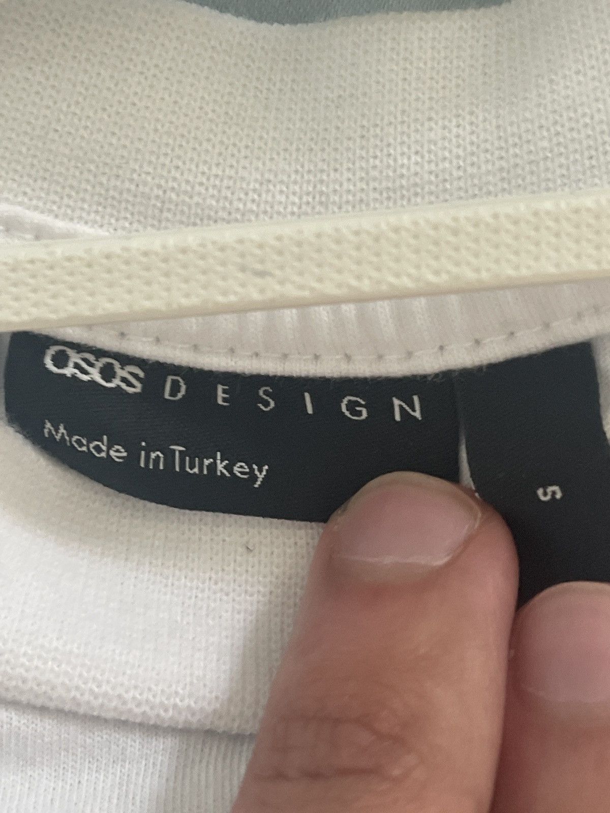 Asos Oversized butterfly tee Size US S / EU 44-46 / 1 - 3 Thumbnail