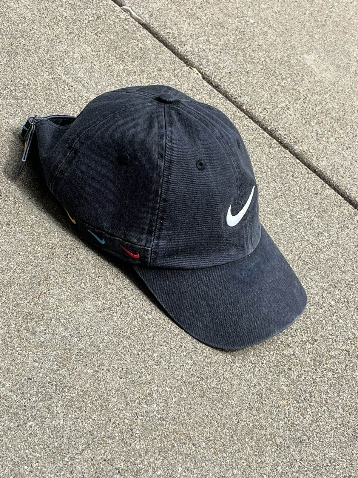 Nike friends cap hotsell