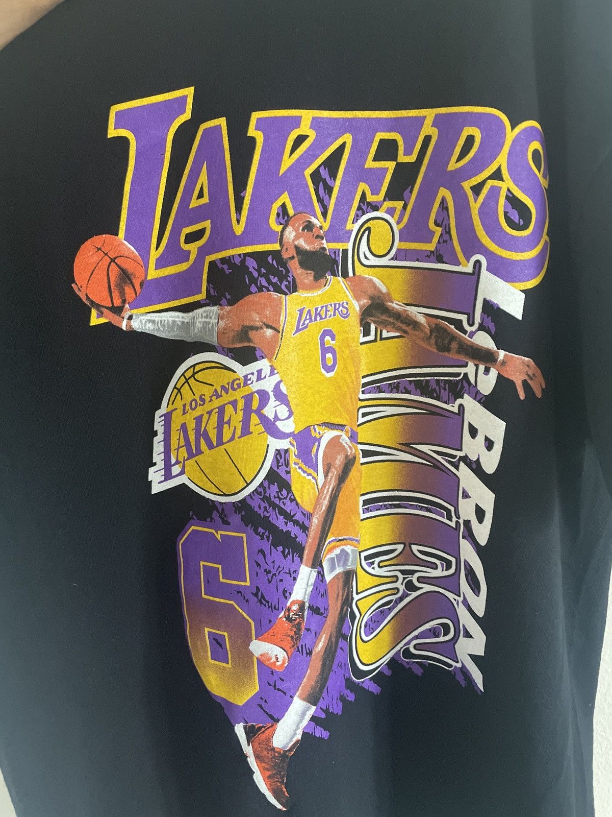 NBA LeBron Lakers tee Size US L / EU 52-54 / 3 - 1 Thumbnail