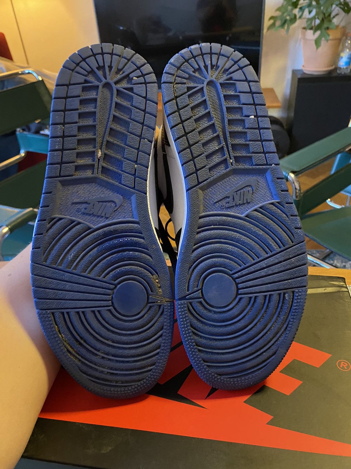 Air Jordan 1 Retro High OG Royal Toe