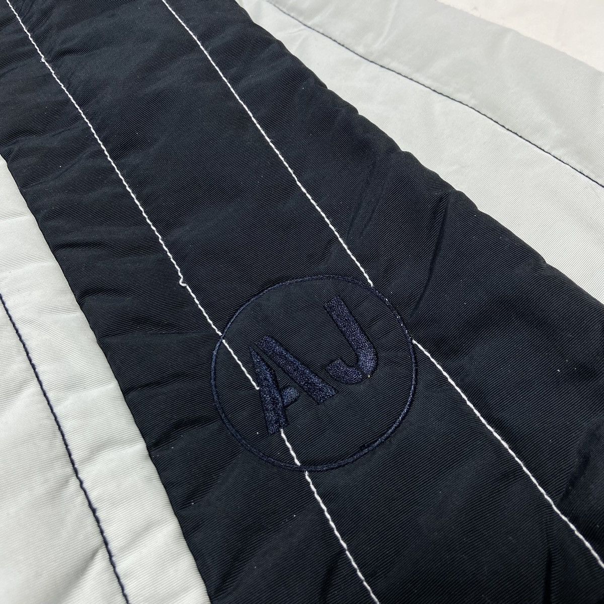 Armani 1990s ARCHIVE ARMANI LINER NYLON JACKET - № 2112 Size US L / EU 52-54 / 3 - 11 Thumbnail