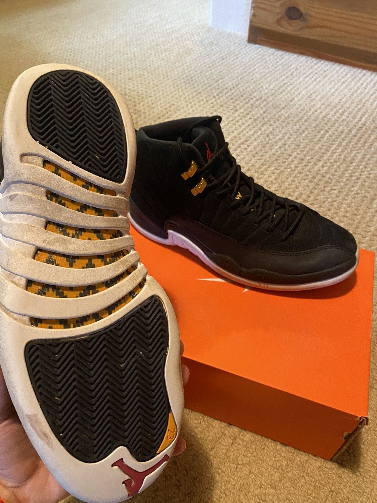 Jordan Brand Air Jordan 12 Reverse Taxi 2019 Size US 10.5 / EU 43-44 - 10 Thumbnail