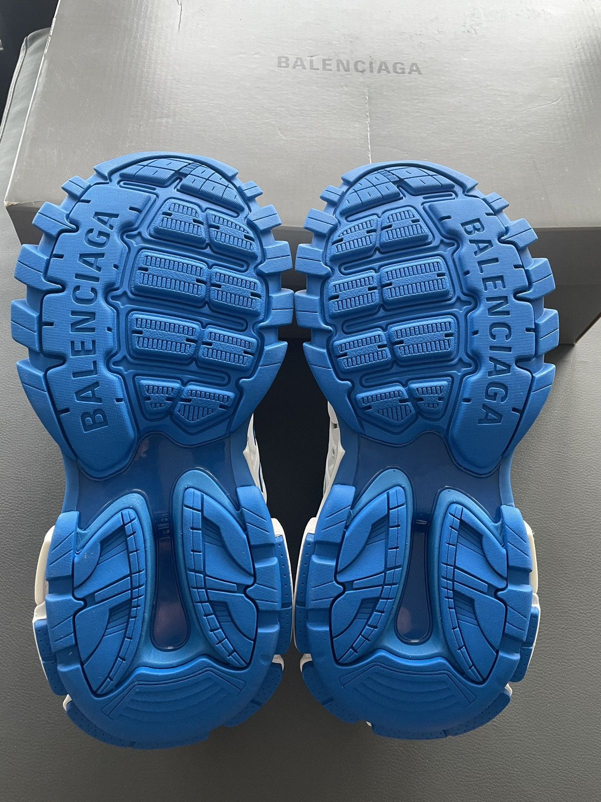 Balenciaga Super Rare Brand New Limited Balenciaga Tracker Sneaker Size US 7.5 / EU 40-41 - 6 Thumbnail