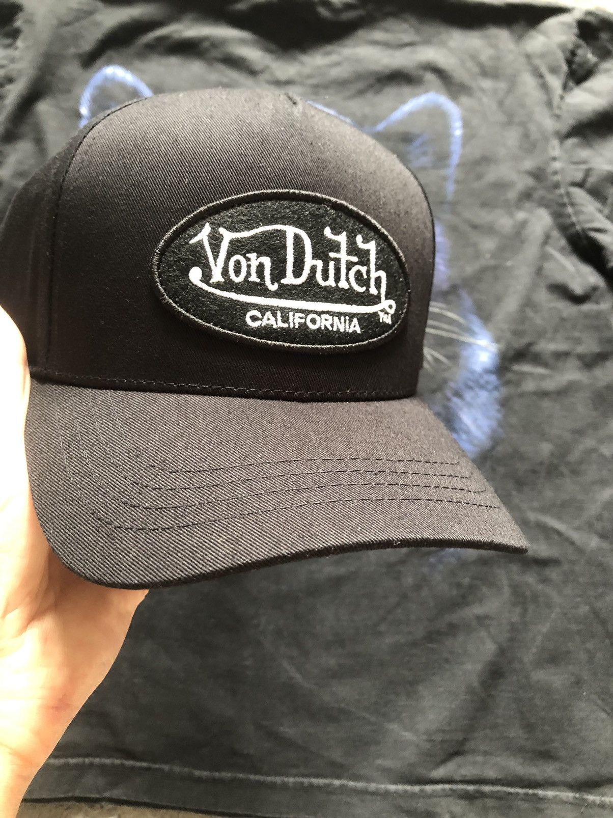 Oval Patch Black/White Adjustable - Von Dutch
