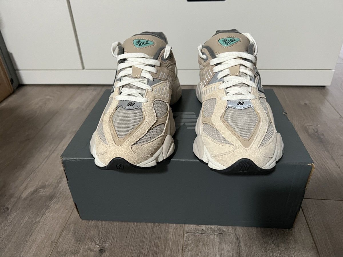 New Balance New Balance 9060 Sea Salt / Mindful Grey with Surf 9.5 US