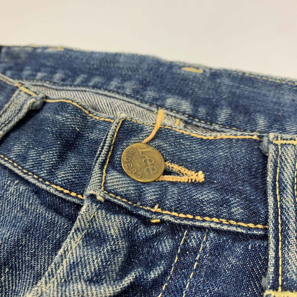 Lee Vintage Distressed Lee Denim Jeans Pants Size US 30 / EU 46 - 7 Thumbnail