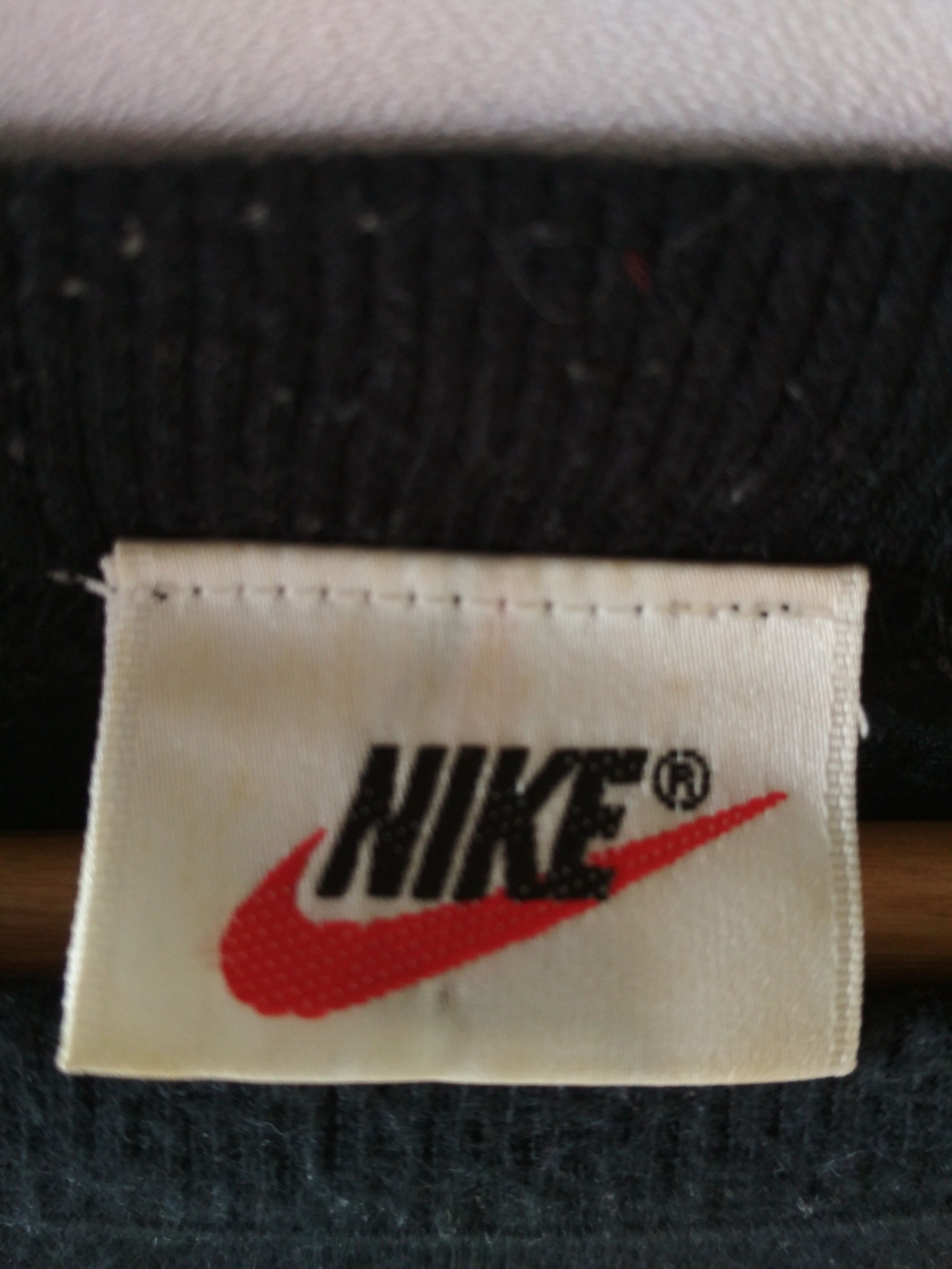 Nike NIKE VINTAGE 90s BIG SWOOSH LOGO WHITE TAG RARE SWEATSHIRT Size US M / EU 48-50 / 2 - 3 Thumbnail