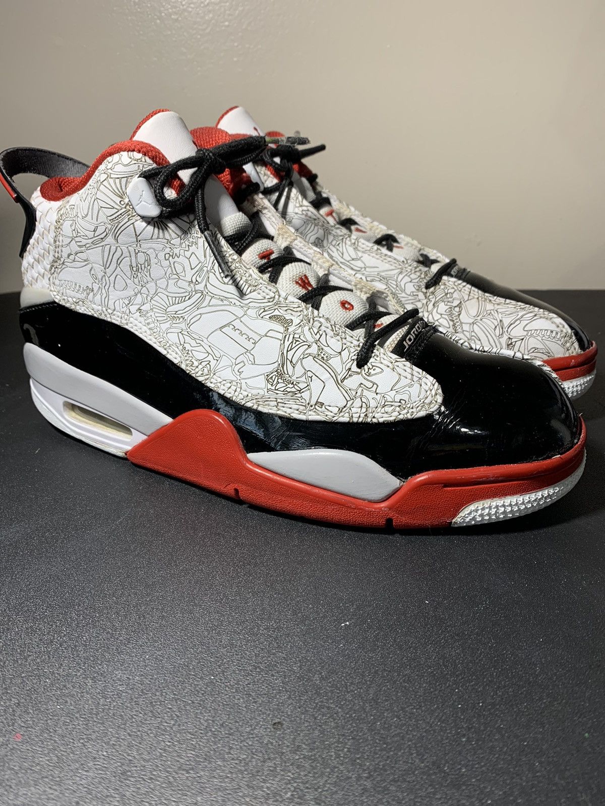 Nike Jordan Dub Zero White Varsity Red Size US 8.5 / EU 41-42 - 1 Thumbnail