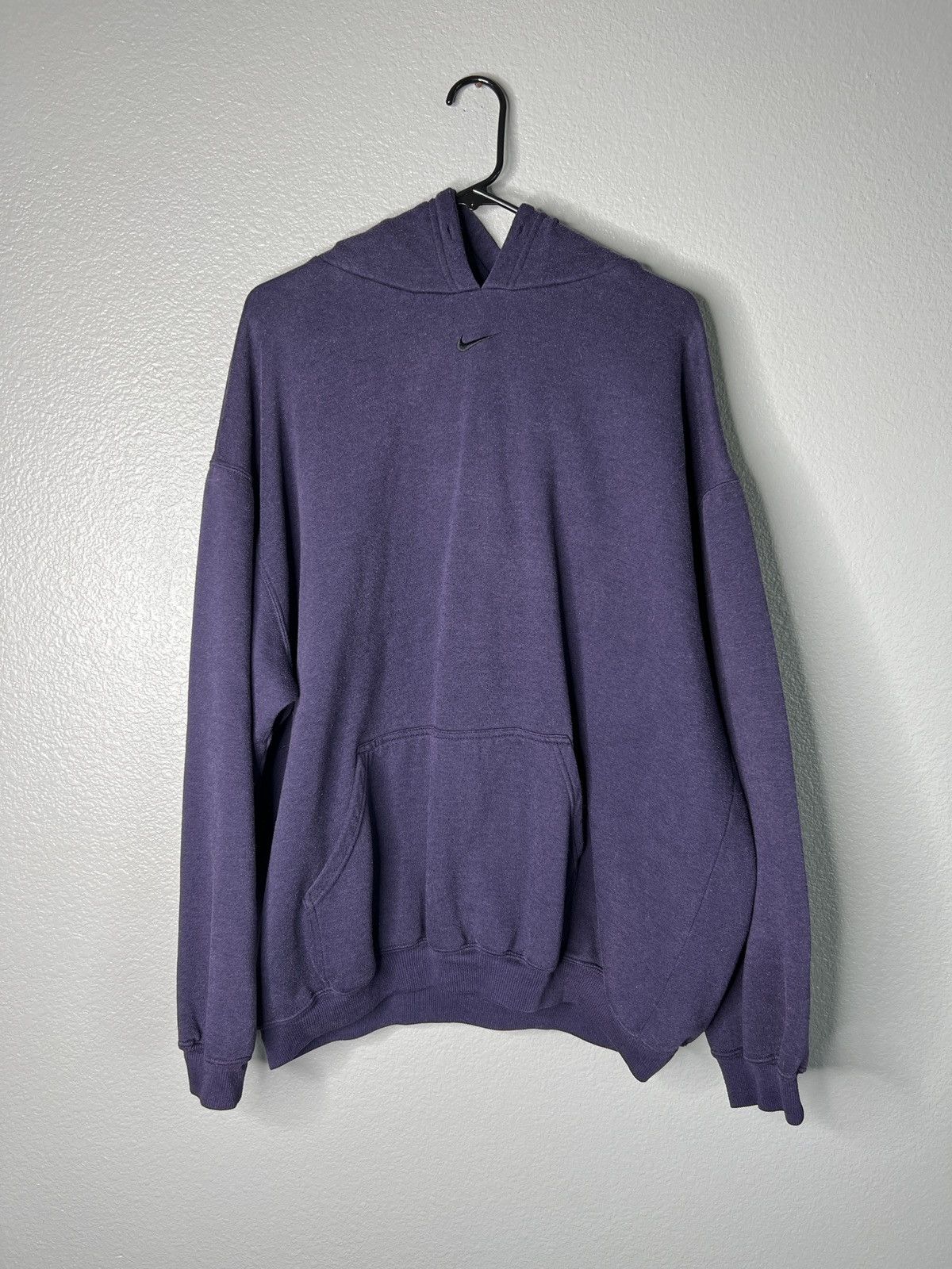 Vintage purple nike hoodie hotsell