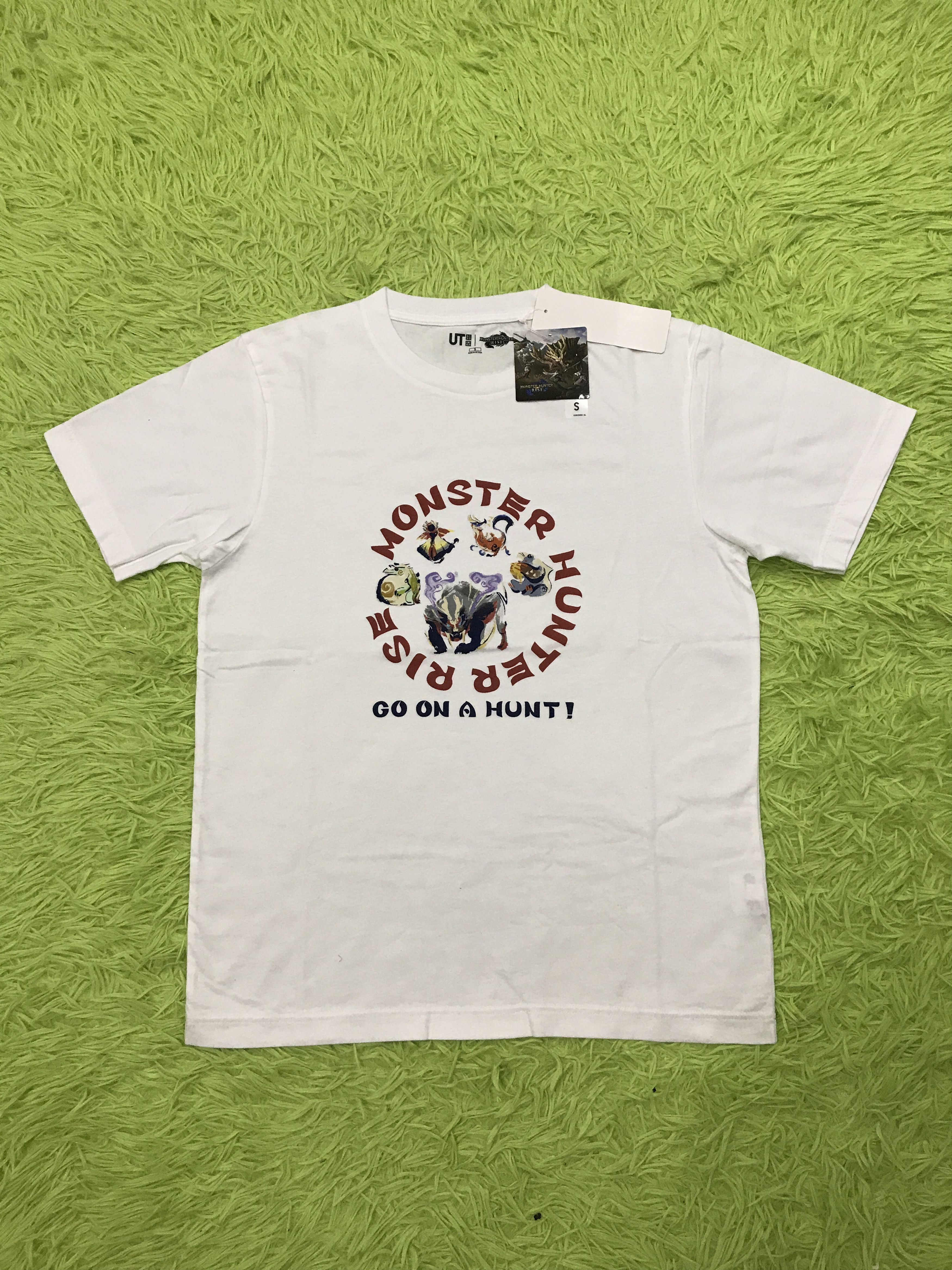Uniqlo Monster Hunter Rise Capcom T'shirt