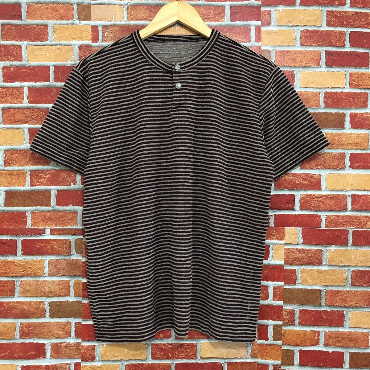 Adolfo Dominguez Adolfo Dominguez Striped 2 Button T-Shirt Size US L / EU 52-54 / 3 - 1 Thumbnail