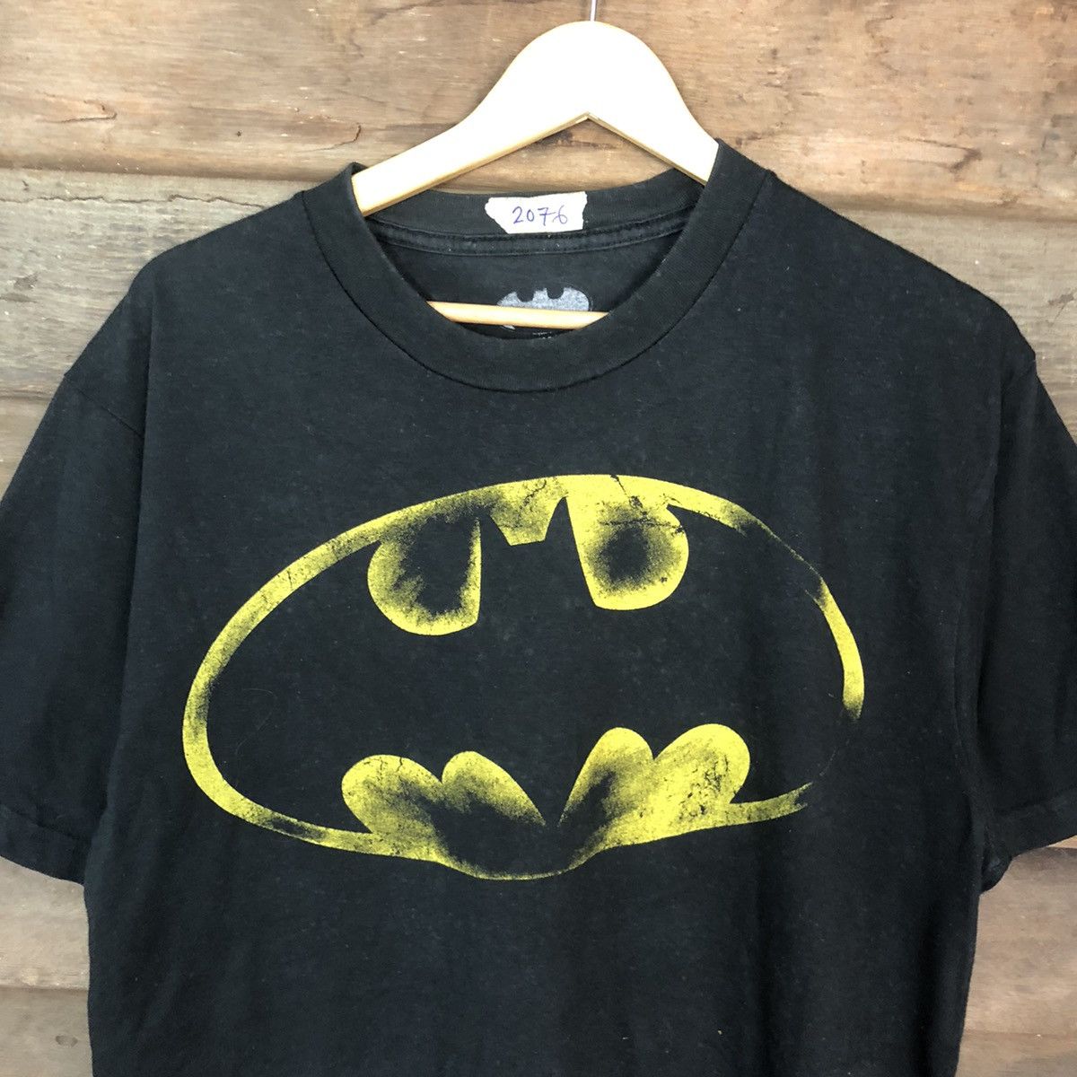 DC Comics DLL Batman logo Black tee #2076 Size US L / EU 52-54 / 3 - 4 Thumbnail