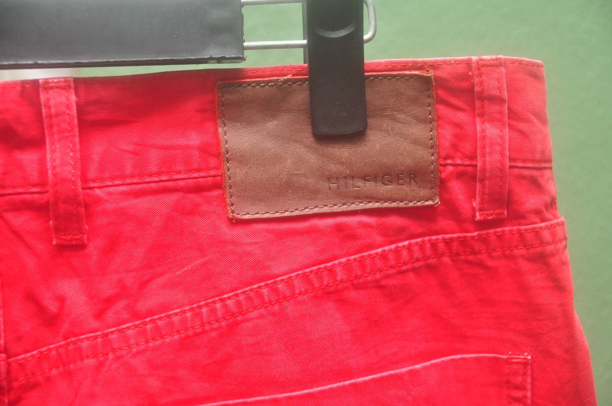 Japanese Brand × Tommy Hilfiger × Vintage Vintage Tommy Hilfiger Maroon Travis Scott Fashion Style Size US 35 - 7 Thumbnail
