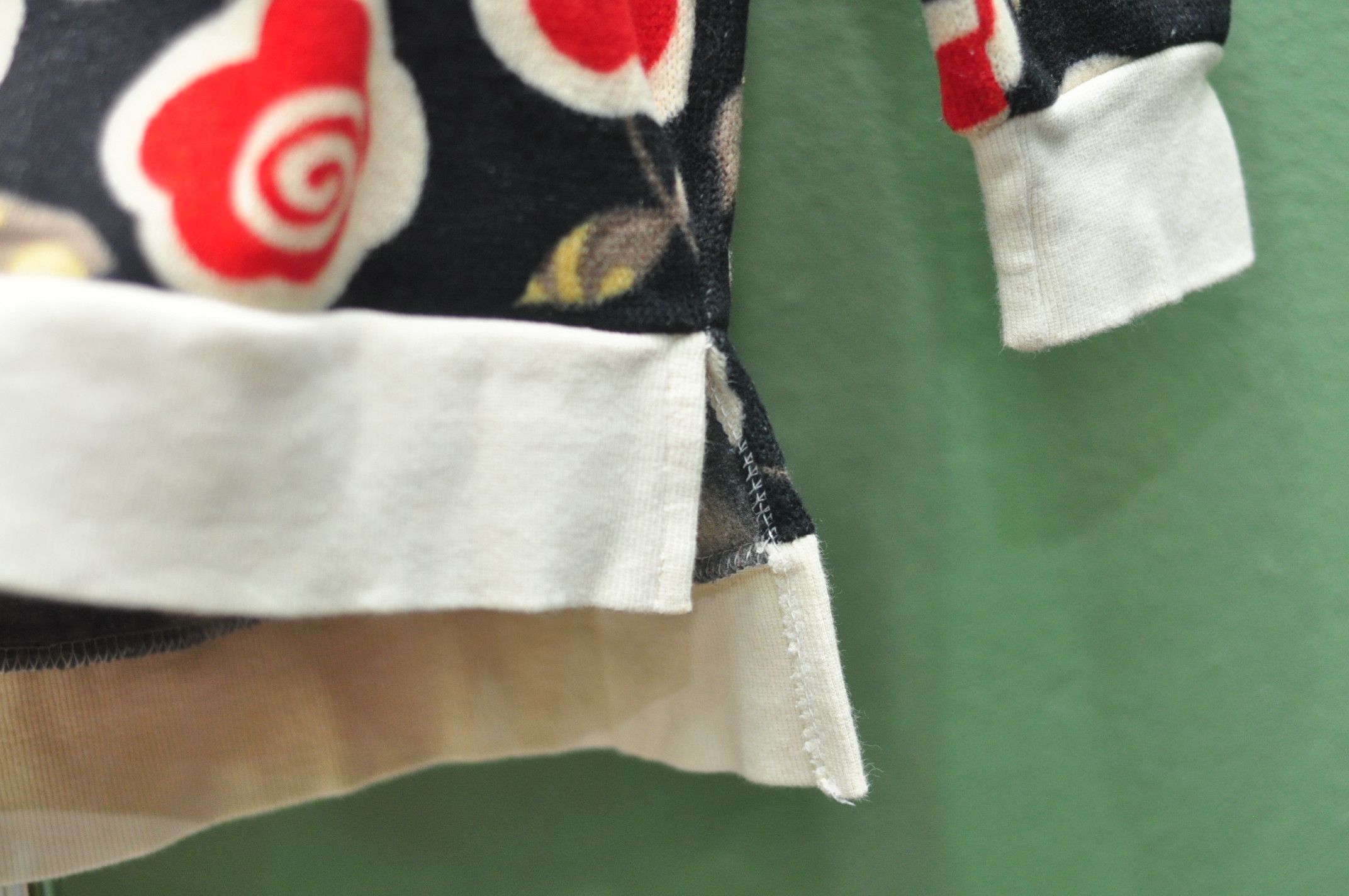 Japanese Brand × Vintage Vintage Japanese Designer Flower Theme Fashion Style Size US M / EU 48-50 / 2 - 5 Thumbnail