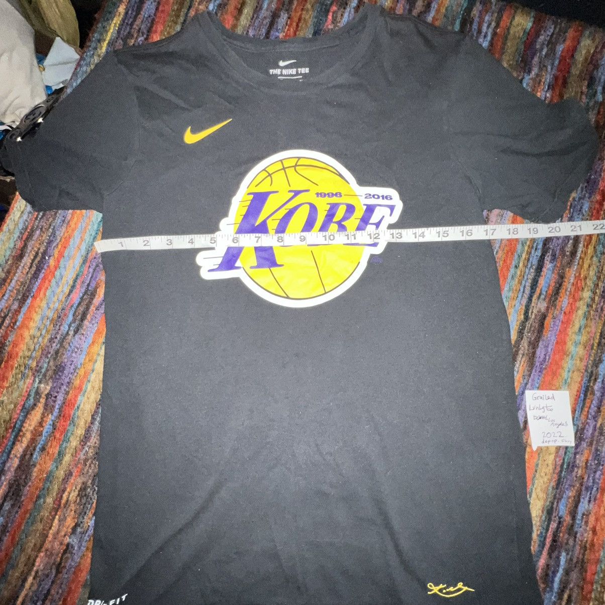 Nike NIKE KOBE 1996-2016 Retirement T-Shirt small Size US S / EU 44-46 / 1 - 7 Thumbnail