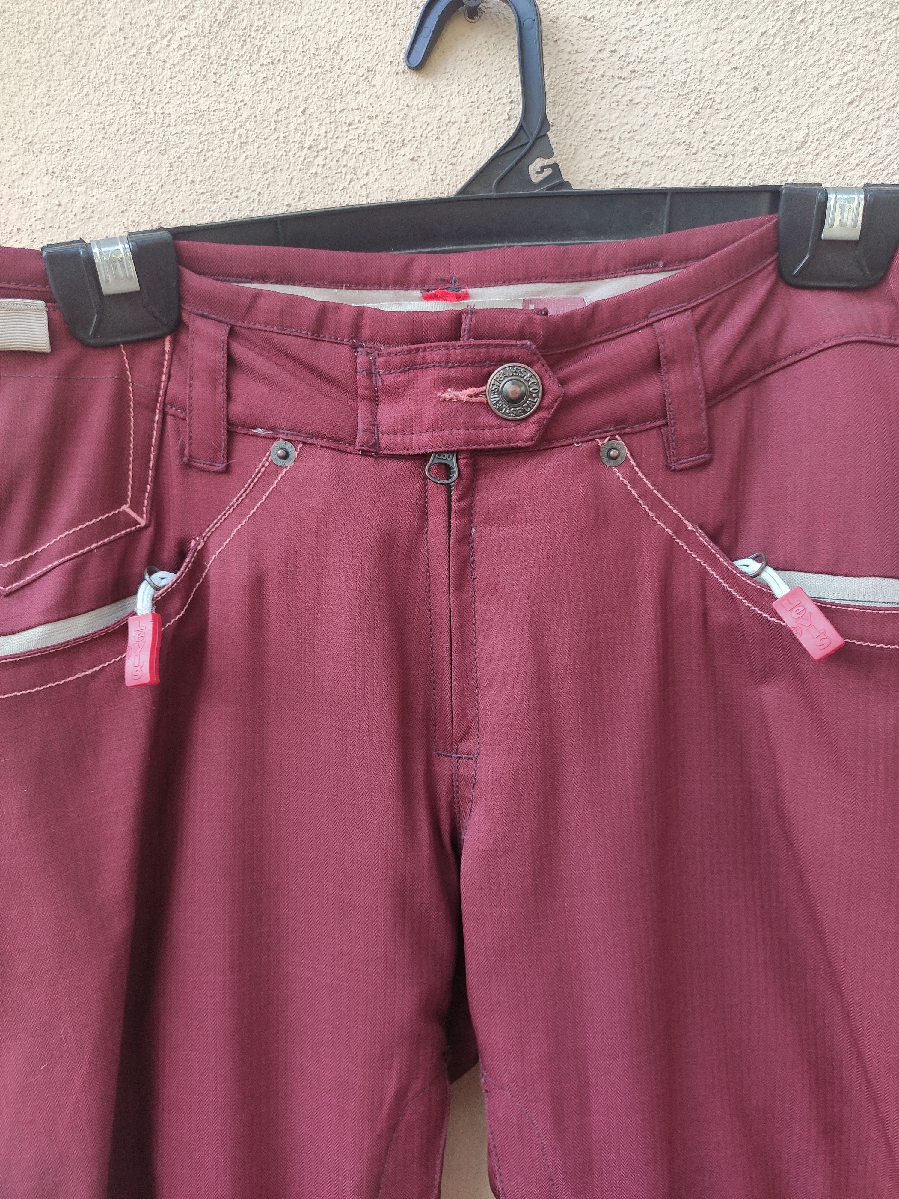 Levi's Levis X 686 snowboarding pants by Michael Akirawest Size US 34 / EU 50 - 8 Thumbnail