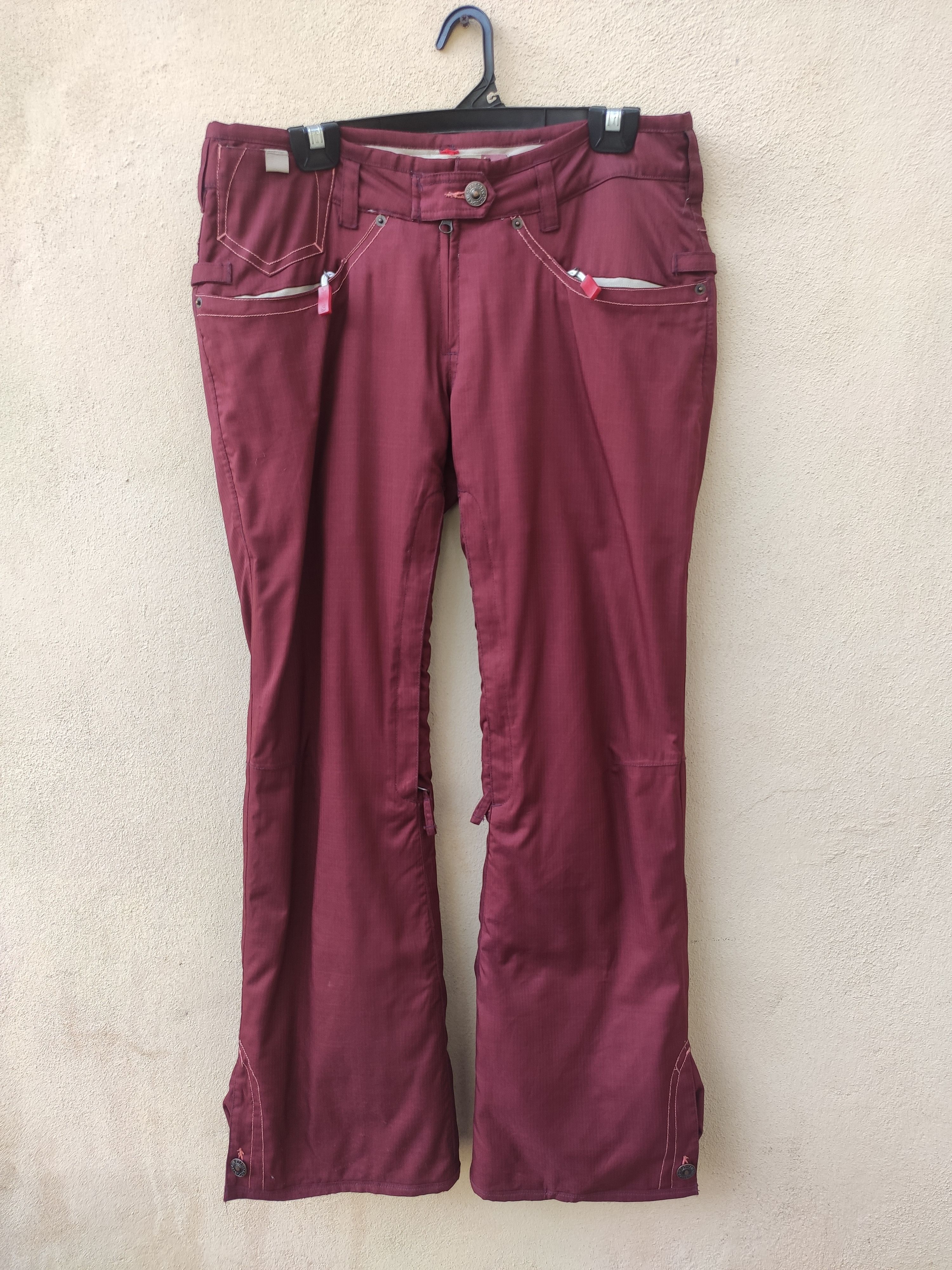 Levi's Levis X 686 snowboarding pants by Michael Akirawest Size US 34 / EU 50 - 1 Thumbnail