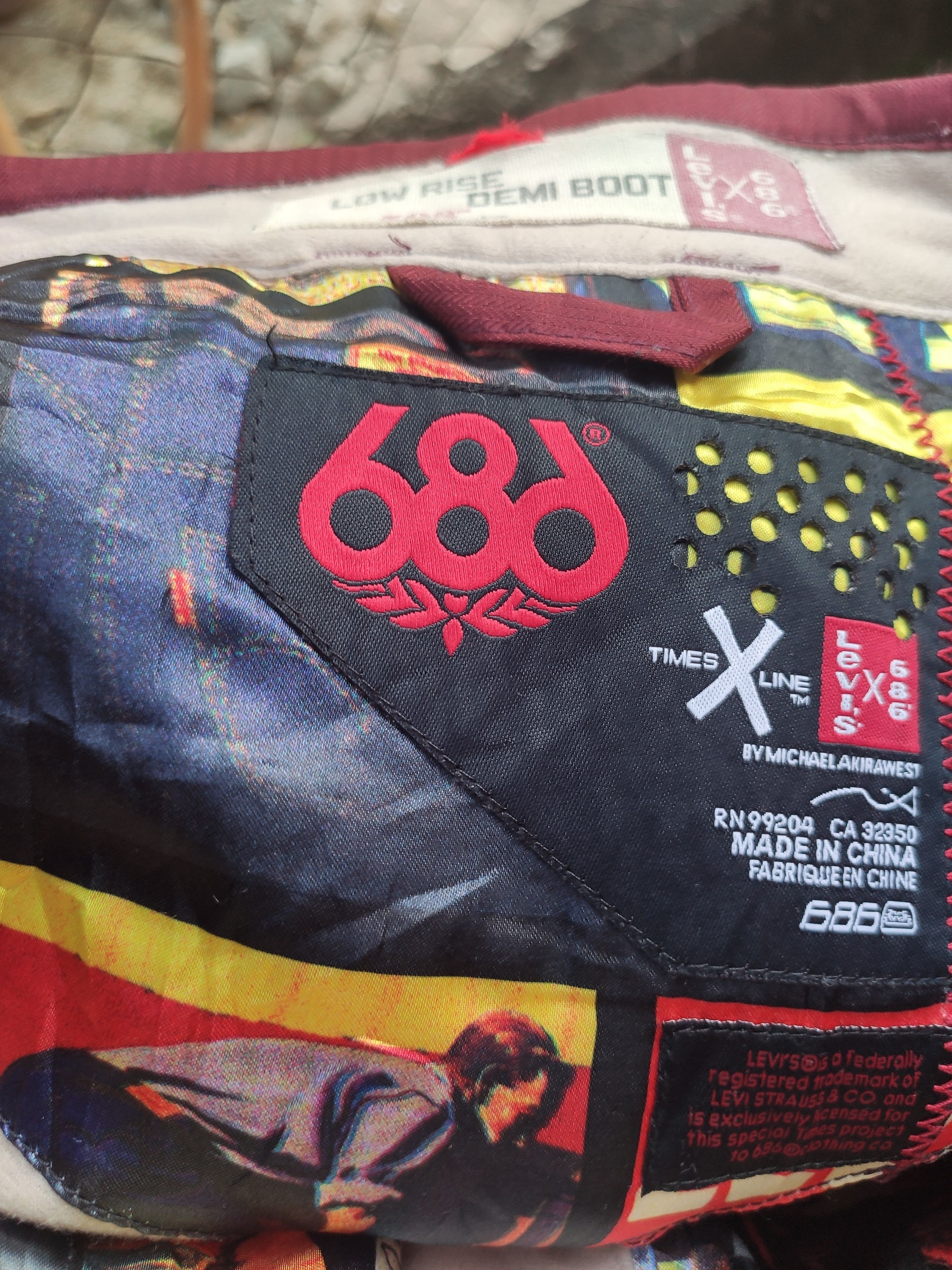 Levi's Levis X 686 snowboarding pants by Michael Akirawest Size US 34 / EU 50 - 13 Thumbnail