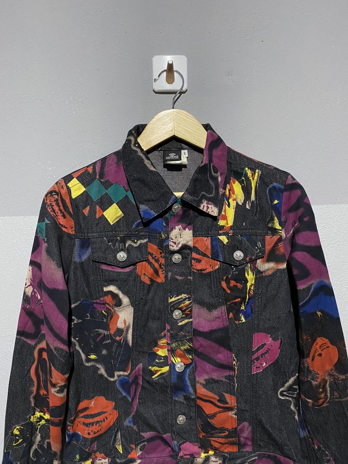 Versace Jeans Couture 🔥SALE🔥VERSACE JEANS COUTURE TRUCKER JACKET Size US S / EU 44-46 / 1 - 4 Thumbnail