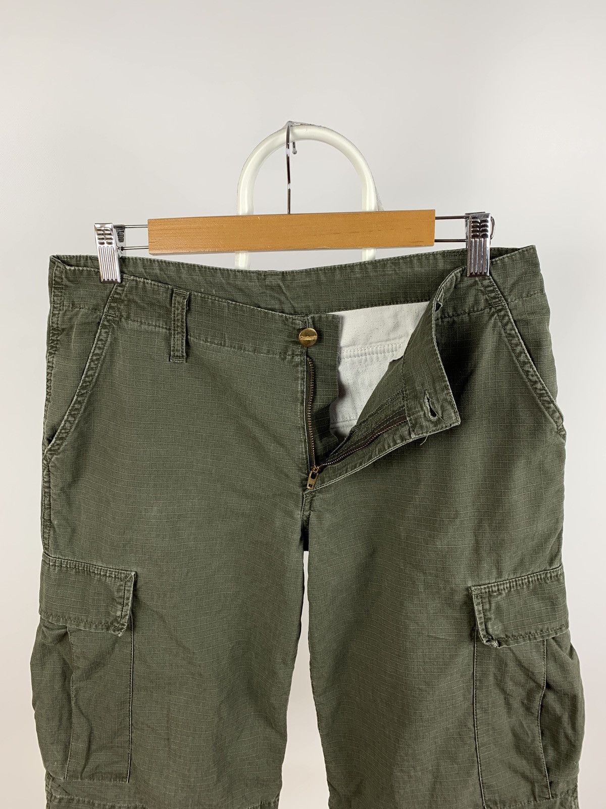 Carhartt 90s Vintage Carhartt Khaki Cargo Shorts Travis Style Size US 28 / EU 44 - 9 Thumbnail