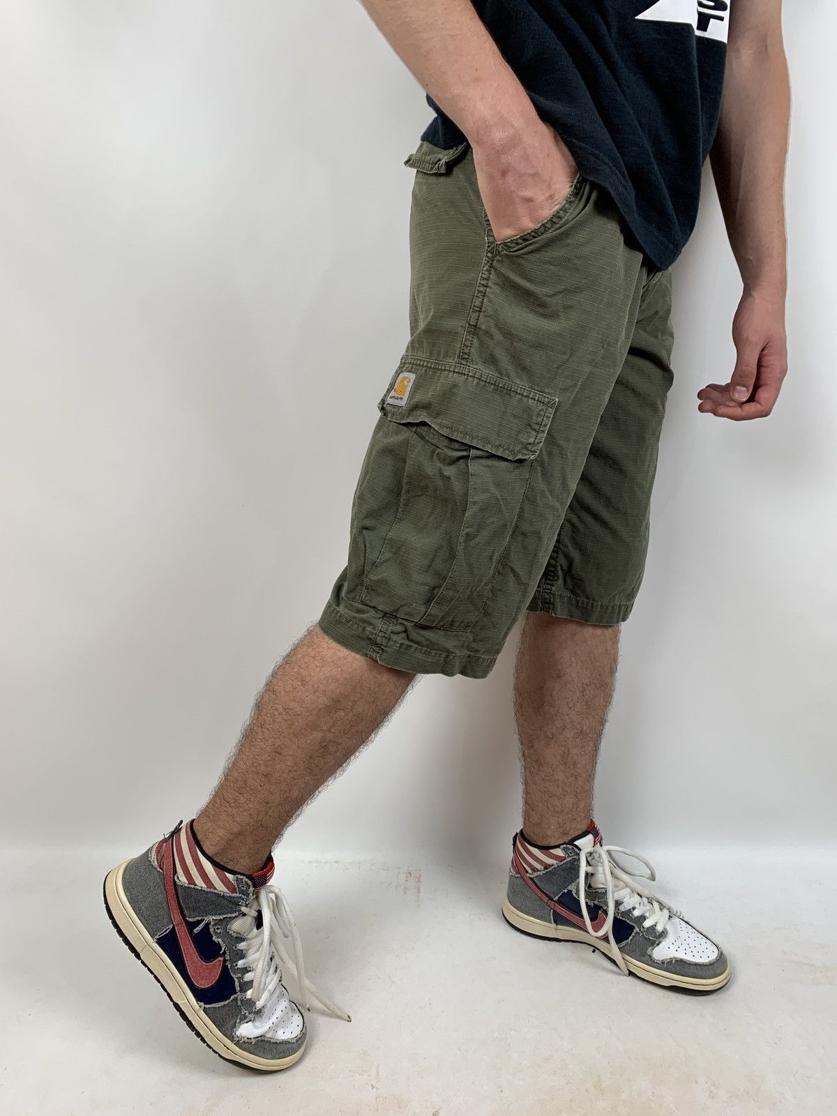 Carhartt 90s Vintage Carhartt Khaki Cargo Shorts Travis Style Size US 28 / EU 44 - 2 Thumbnail
