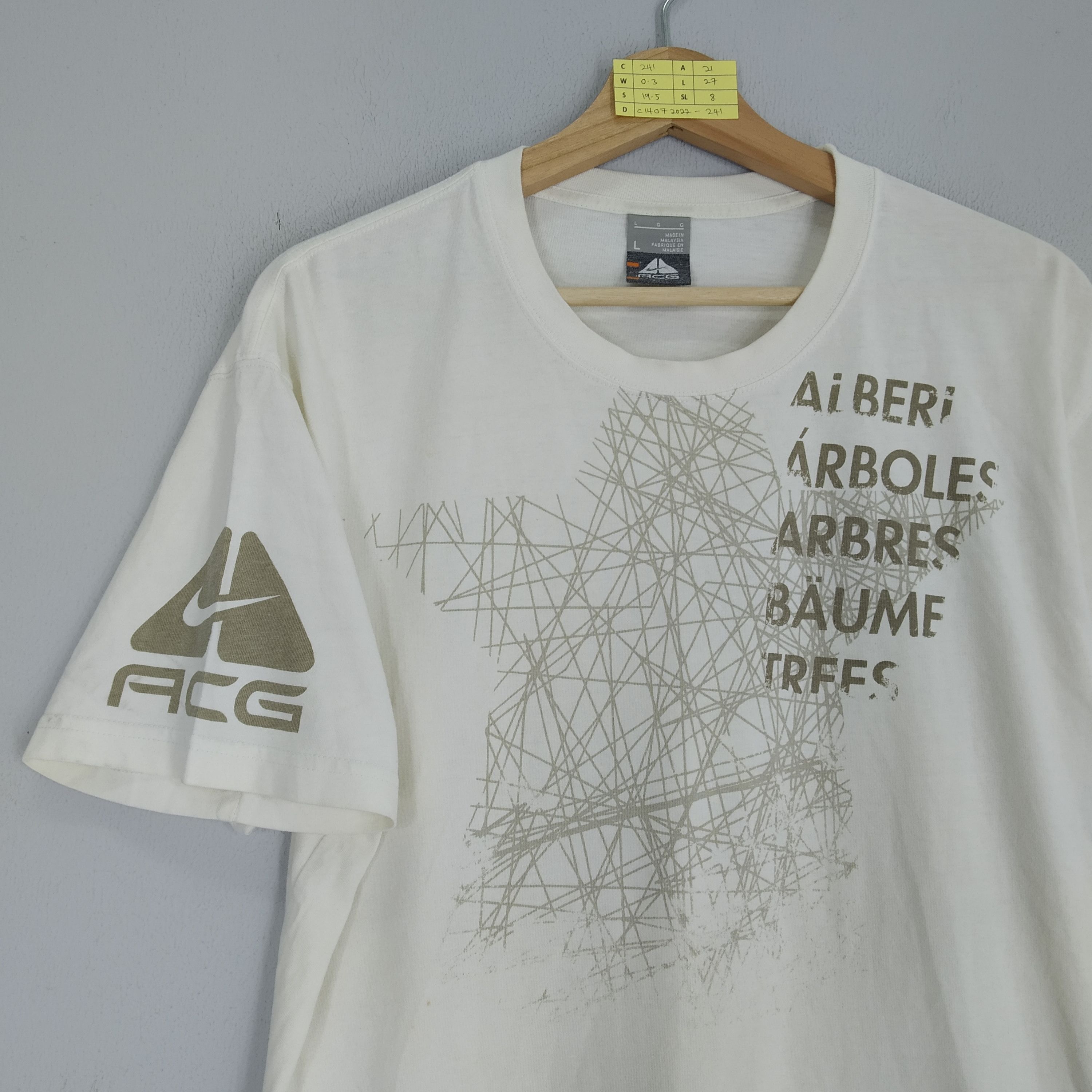 Nike Vintage Nike ACG Sportswear T-shirt Size US L / EU 52-54 / 3 - 3 Thumbnail