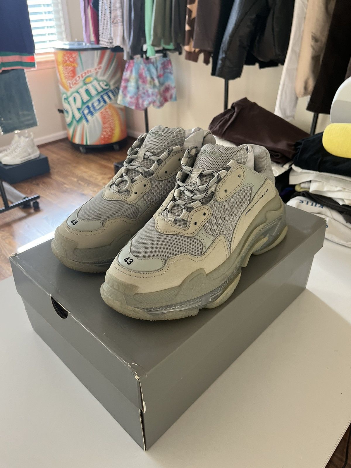 Balenciaga Balenciaga Triple S ‘Clear Sole Grey’ Sz 43 Size US 10 / EU 43 - 5 Thumbnail