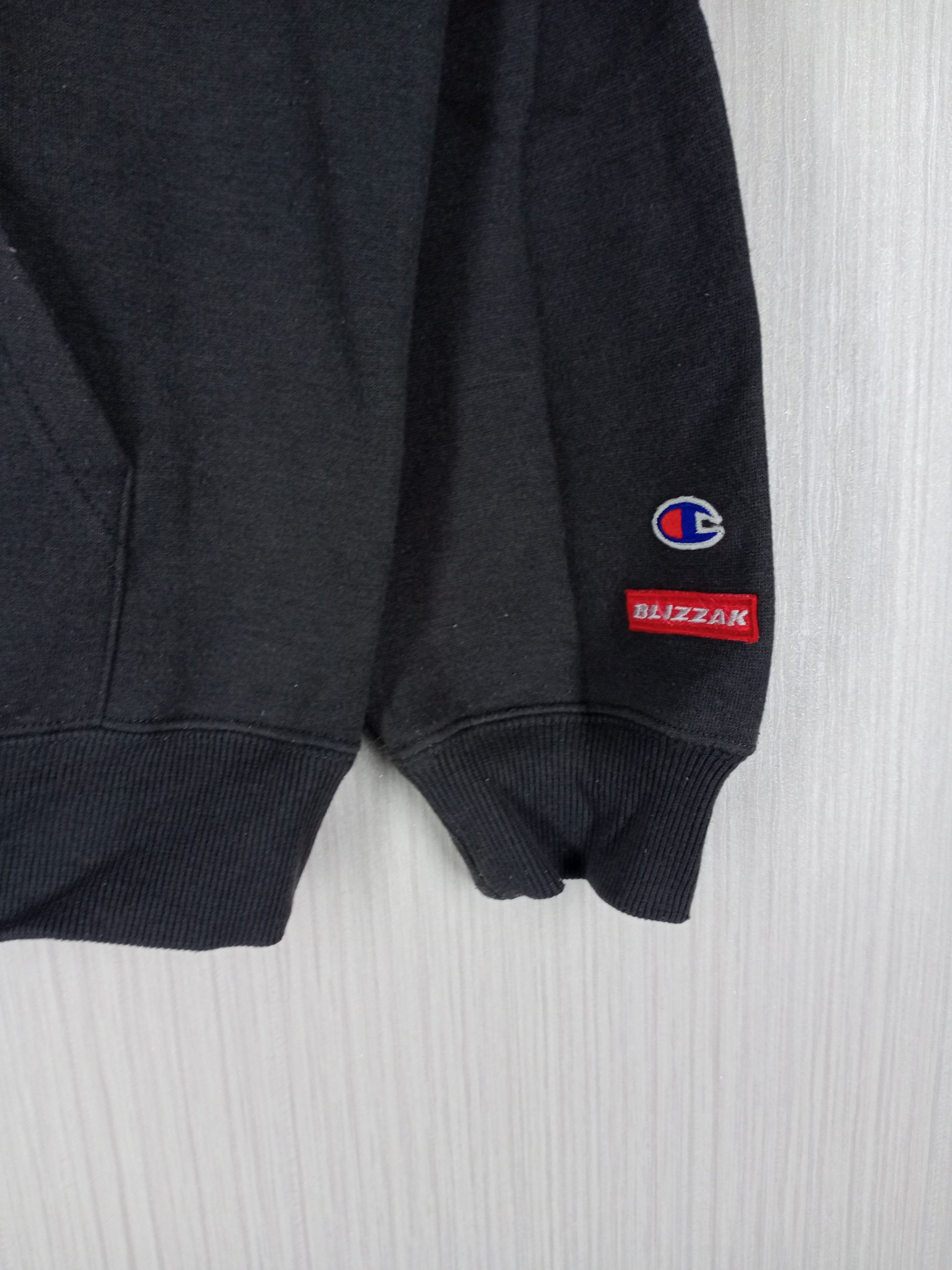 Champion Vintage Champion X Blizzak Pullover Hoodie Sweatshirt Size US L / EU 52-54 / 3 - 6 Thumbnail