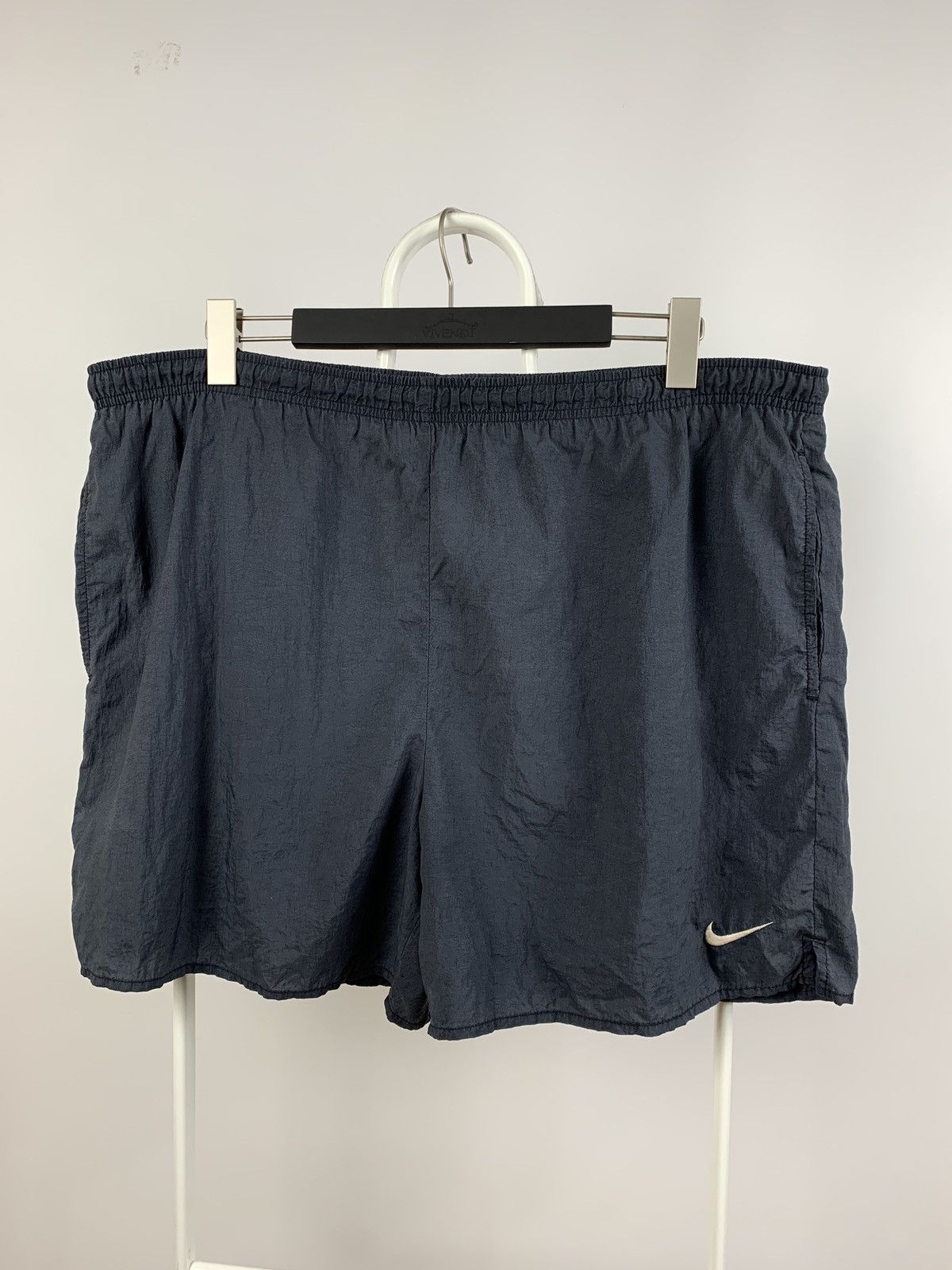 Nike 90s Vintage Nike Big Logo Swoosh Black Y2K Nylon Shorts Size US 38 / EU 54 - 2 Thumbnail