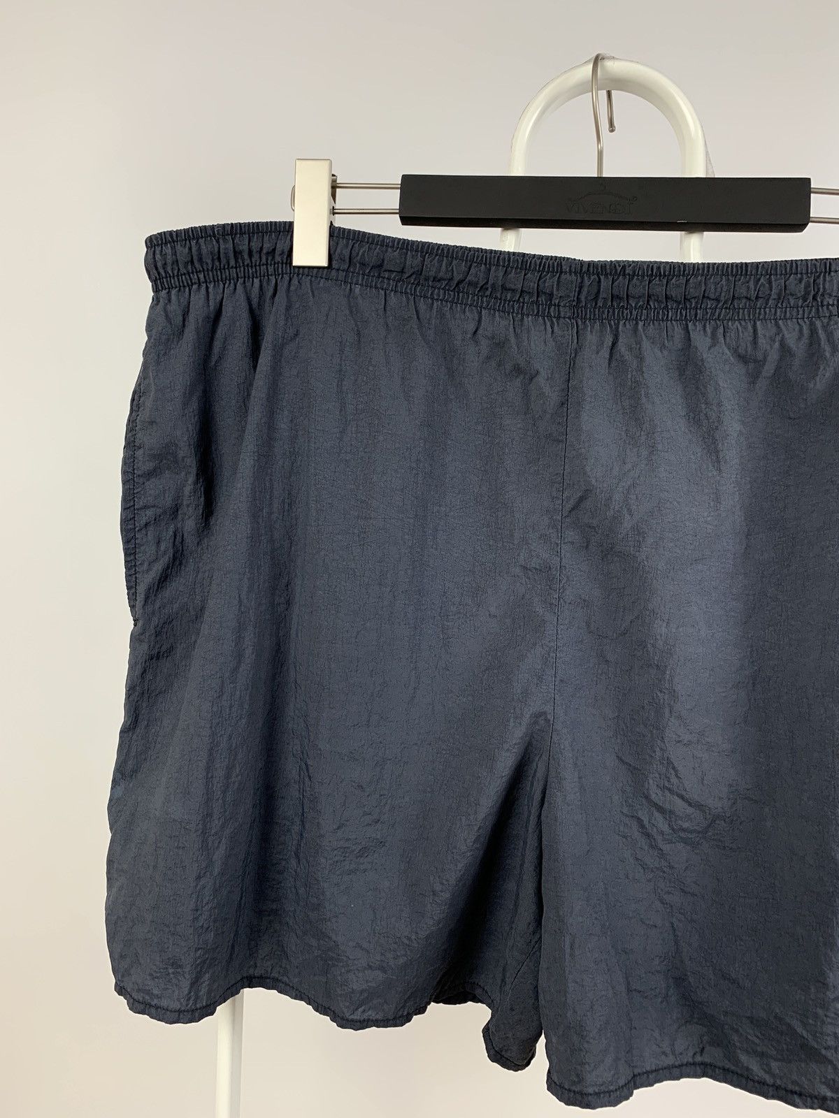 Nike 90s Vintage Nike Big Logo Swoosh Black Y2K Nylon Shorts Size US 38 / EU 54 - 8 Thumbnail