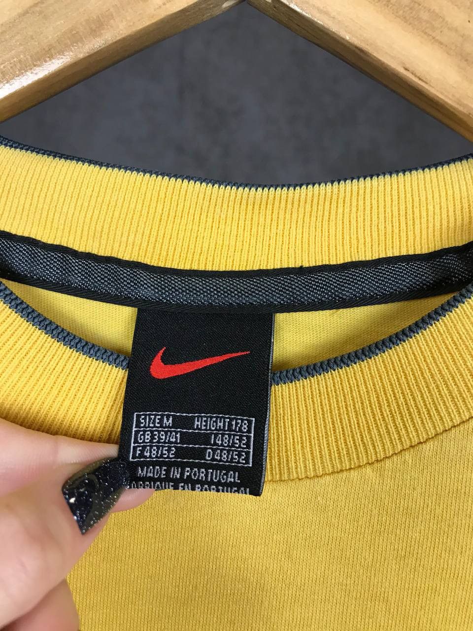 Vintage Nike Athletic swoosh streetwear vintage tee Size US M / EU 48-50 / 2 - 3 Thumbnail
