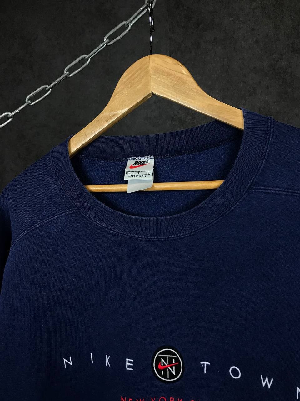 Other Nike Town New York City vintage center logo sweatshirt Size US XL / EU 56 / 4 - 7 Thumbnail