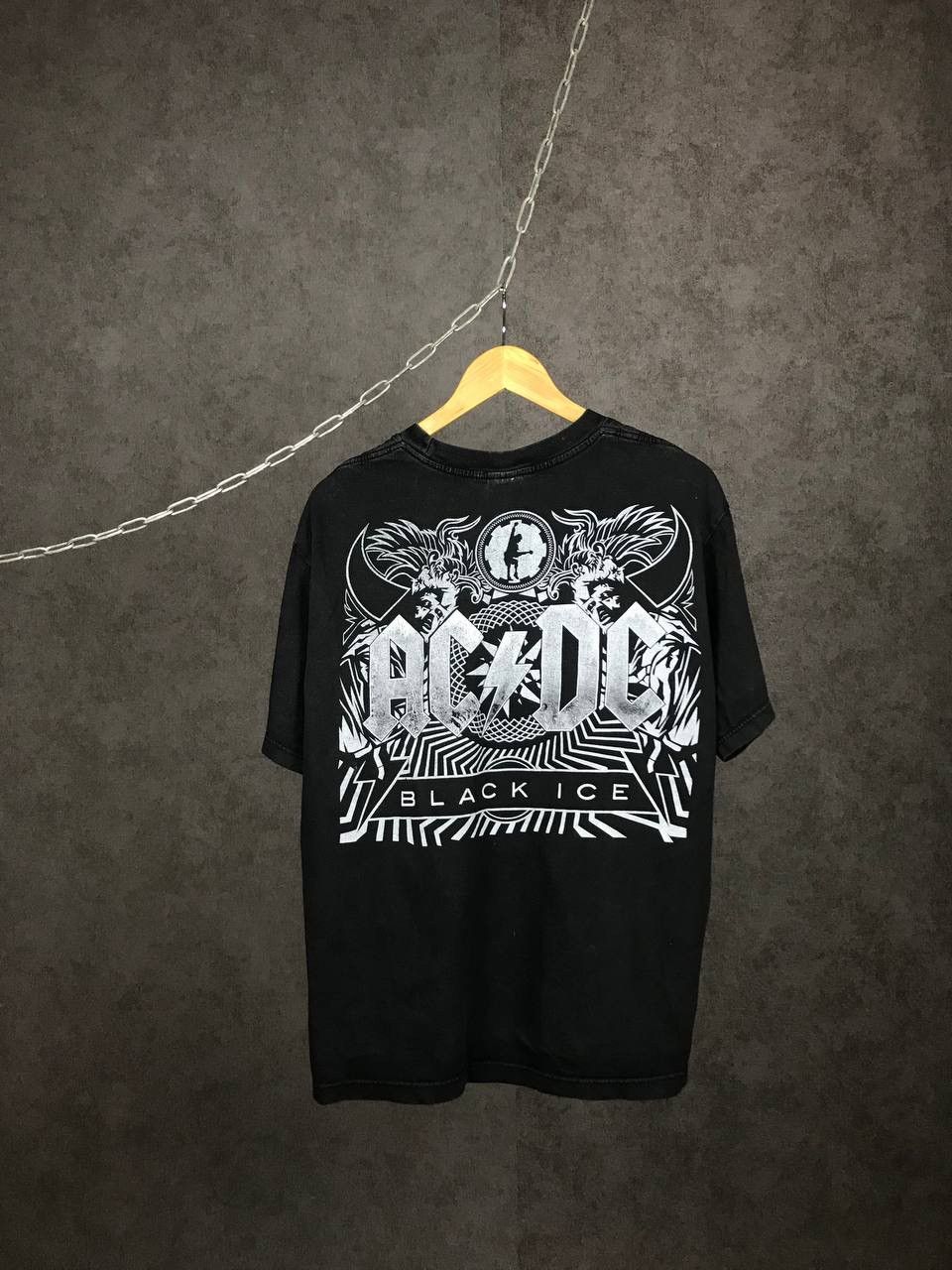 AC/DC × Band Tees × Vintage AC/DC vintage rock band overprinted tee Size US XL / EU 56 / 4 - 5 Thumbnail