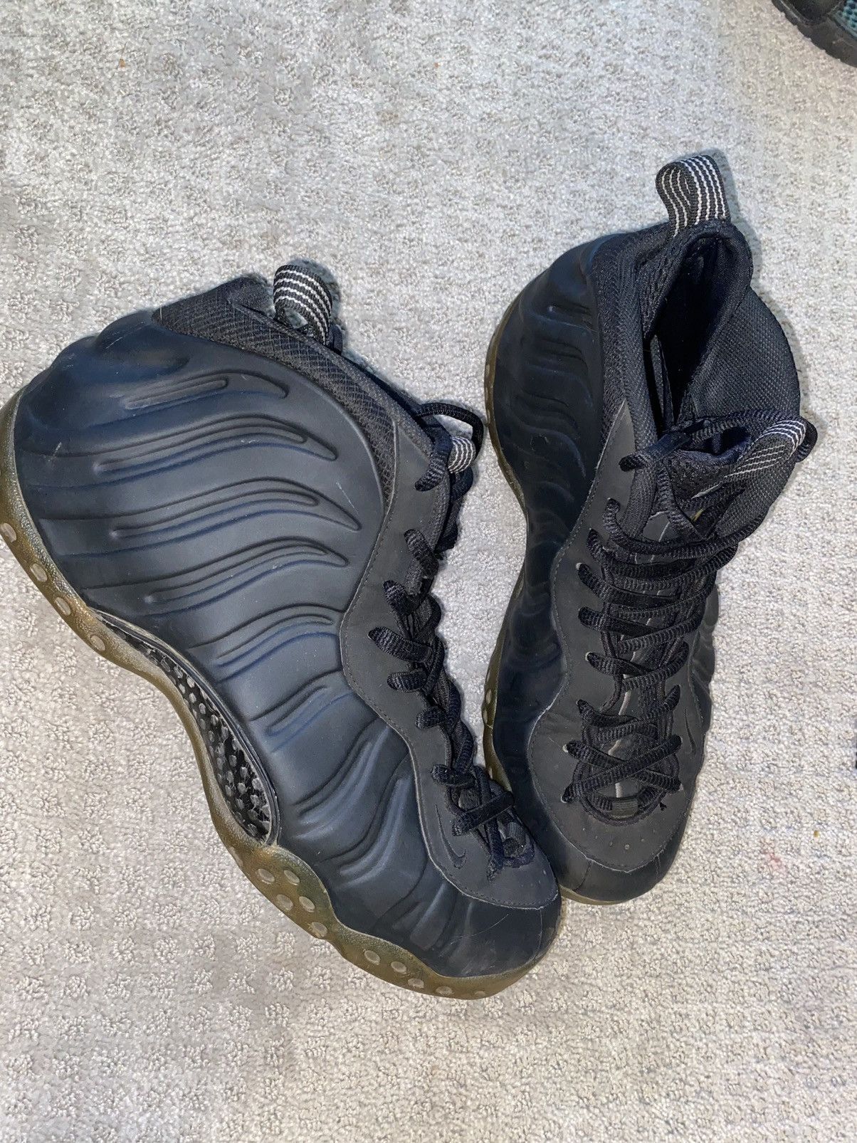 Nike Air Foamposite One Stealth 2012 Size US 10.5 / EU 43-44 - 2 Thumbnail
