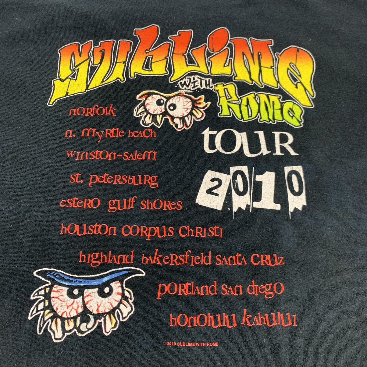 Band Tees Vintage Sublime Band 2010 Tour Shirt Size US XL / EU 56 / 4 - 9 Thumbnail