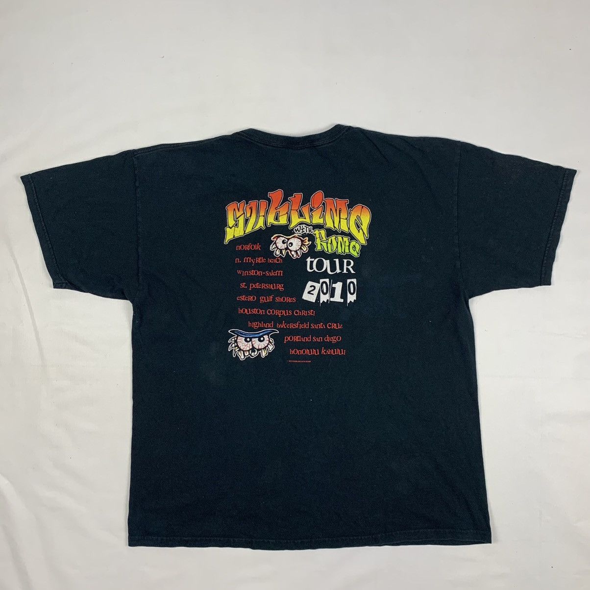 Band Tees Vintage Sublime Band 2010 Tour Shirt Size US XL / EU 56 / 4 - 8 Thumbnail