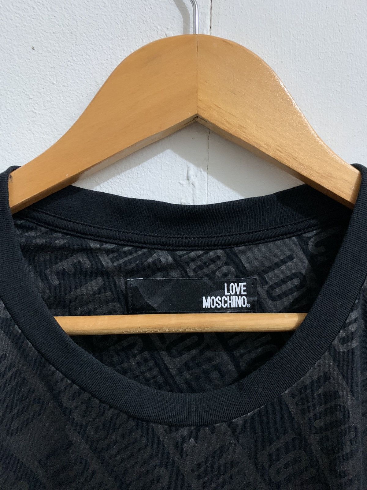 Moschino 🔥Hearing Offer🔥 Love Moschino Fullprint Tshirt Size US L / EU 52-54 / 3 - 2 Thumbnail