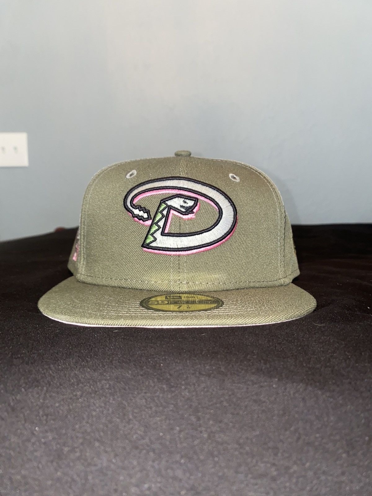 Hat Club store Exclusive Arizona Diamondbacks Pink Martini Size 7 1/8 New Era 59fifty