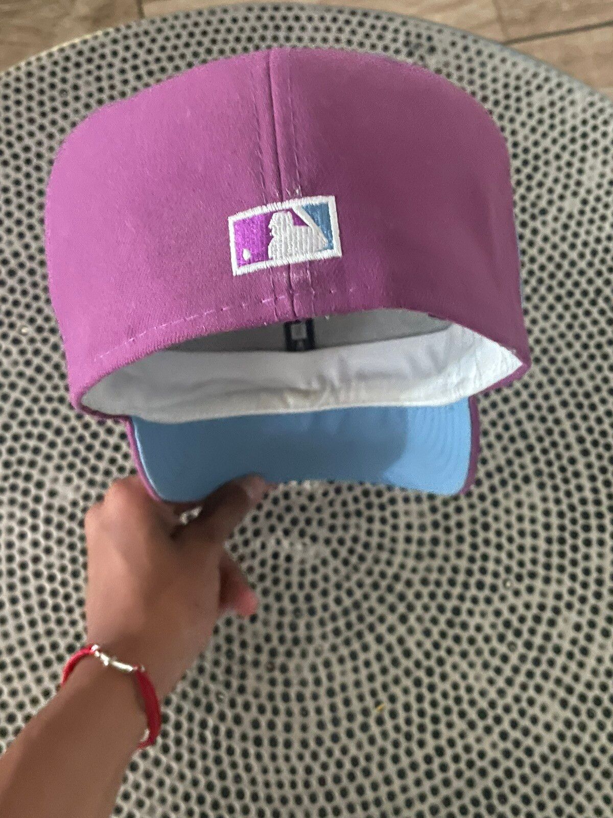 New Era Rare Hat Size 7 Size ONE SIZE - 2 Preview