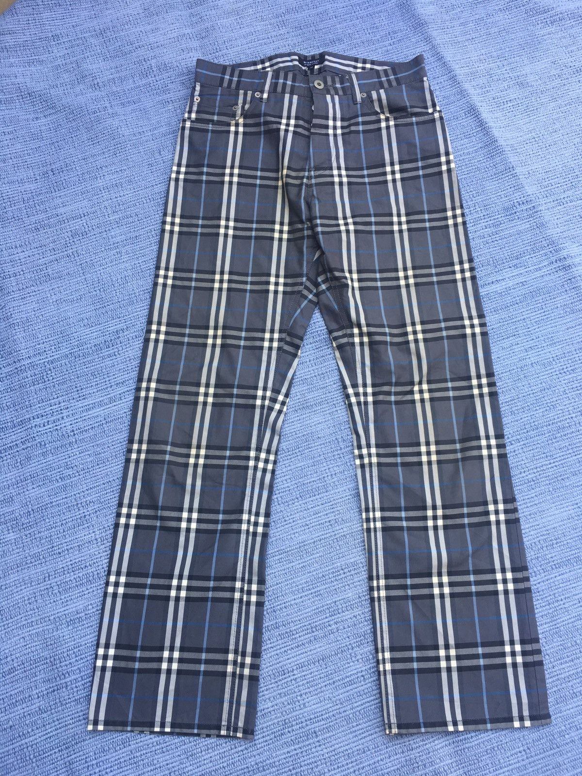 Burberry burberry black label grey checked Size US 28 / EU 44 - 1 Thumbnail