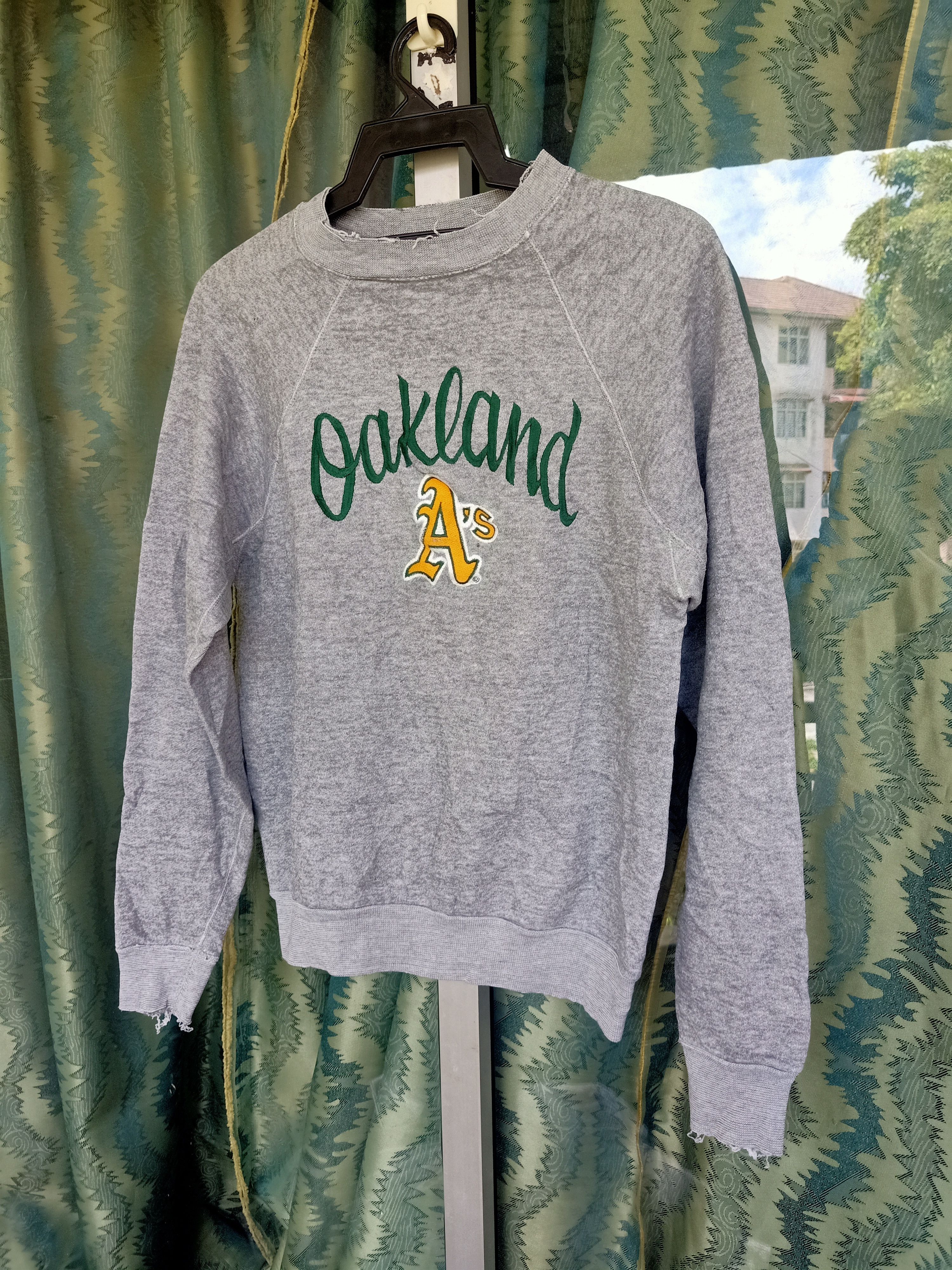 Vtg 90s Oakland Discuss Tag