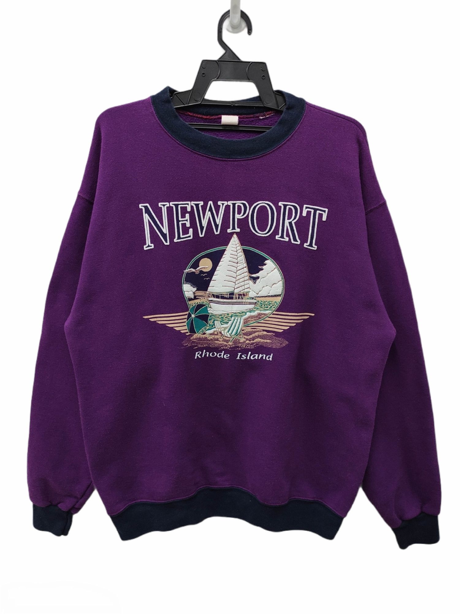 🔥 VINTAGE NEWPORT RHODE ISLAND CREWNECK SWEATSHIRT