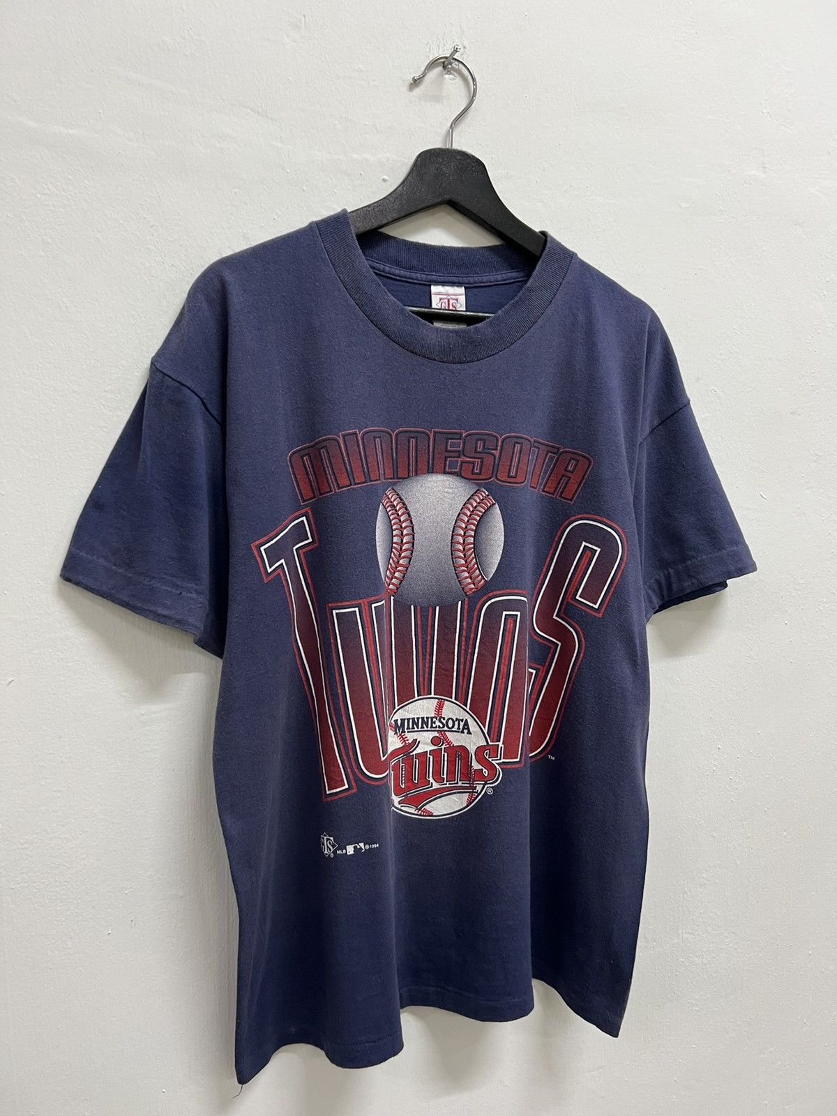 MLB × Twins × Vintage Vintage Minnesota Twins 1994 GTS MLB Sun Faded Tee Size US L / EU 52-54 / 3 - 2 Thumbnail