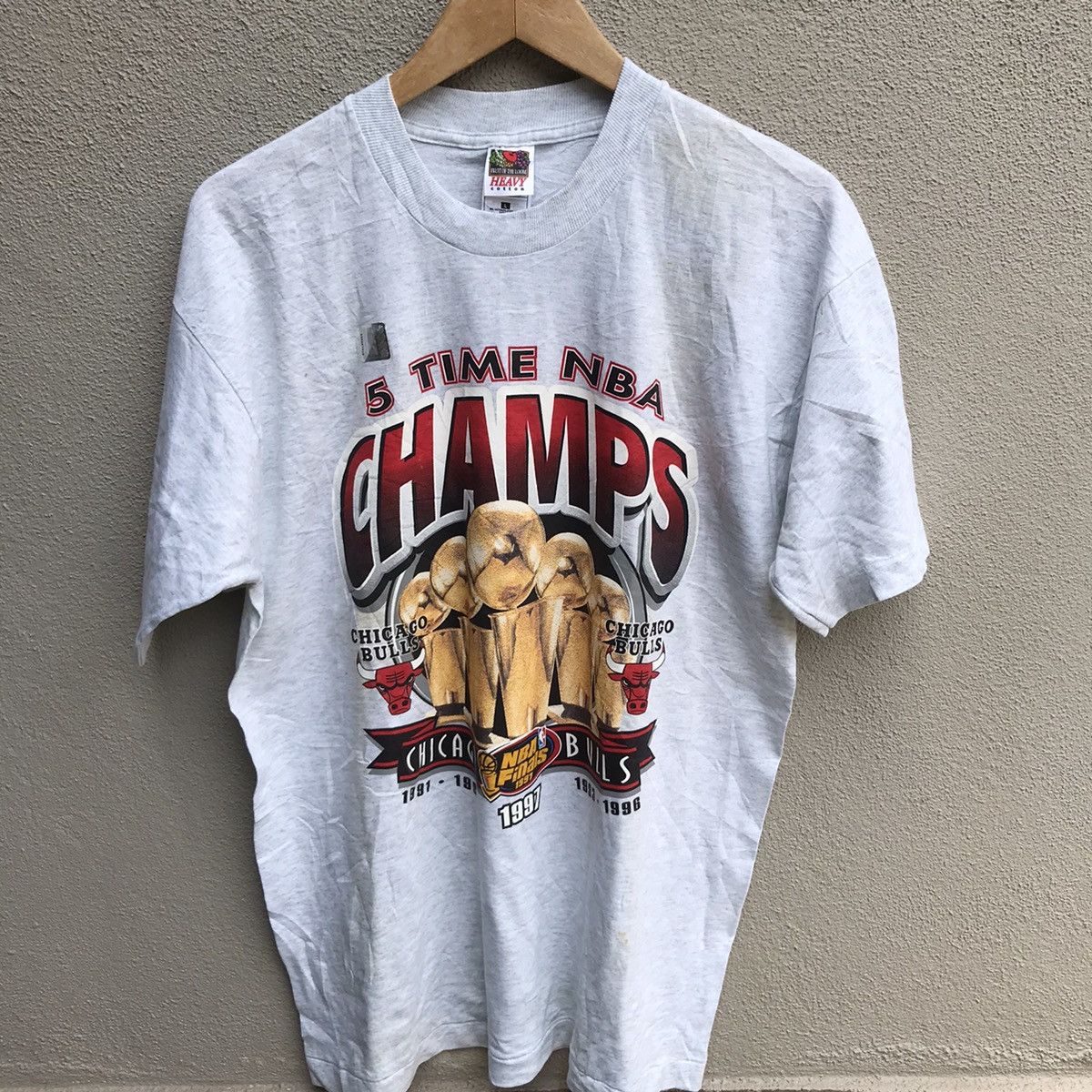 NBA × Vintage Vintage 90s CHICAGO BULLS nba tee champion Size US L / EU 52-54 / 3 - 2 Thumbnail