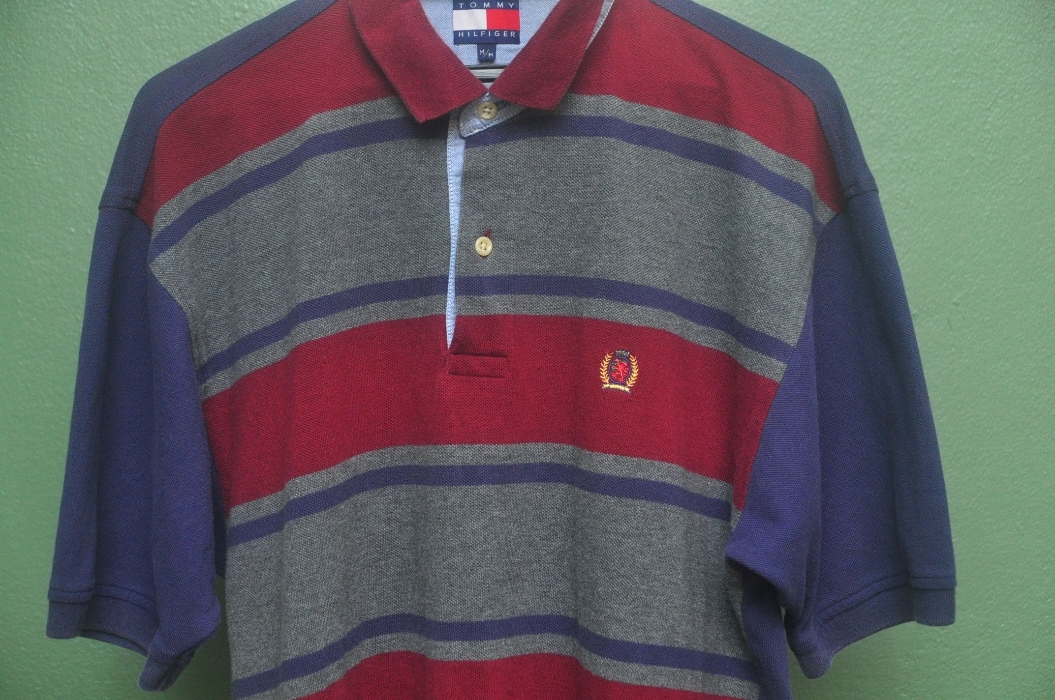 Tommy Hilfiger × Vintage Vintage Tommy Hilfiger Designer Streetwear Fashion Style Size US L / EU 52-54 / 3 - 3 Thumbnail