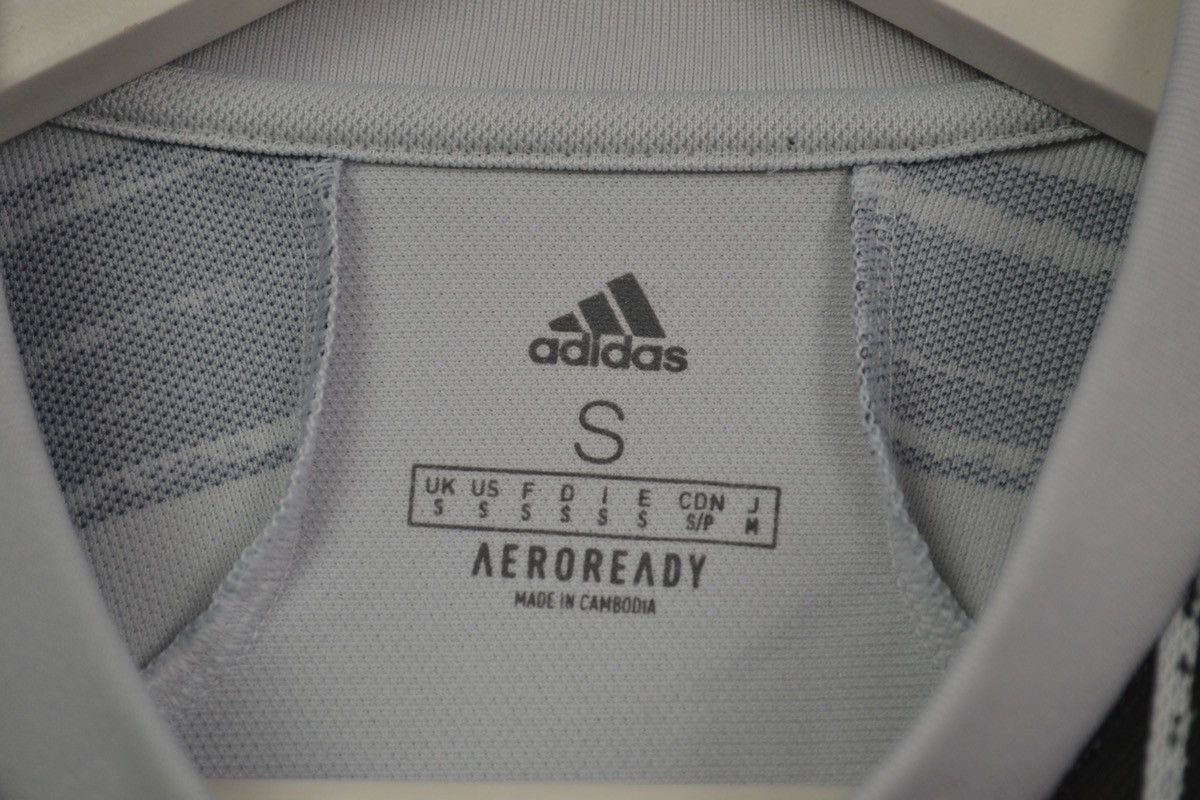 Adidas Juventus 2020 2021 home adidas soccer shirt Jersey football Size US S / EU 44-46 / 1 - 10 Thumbnail