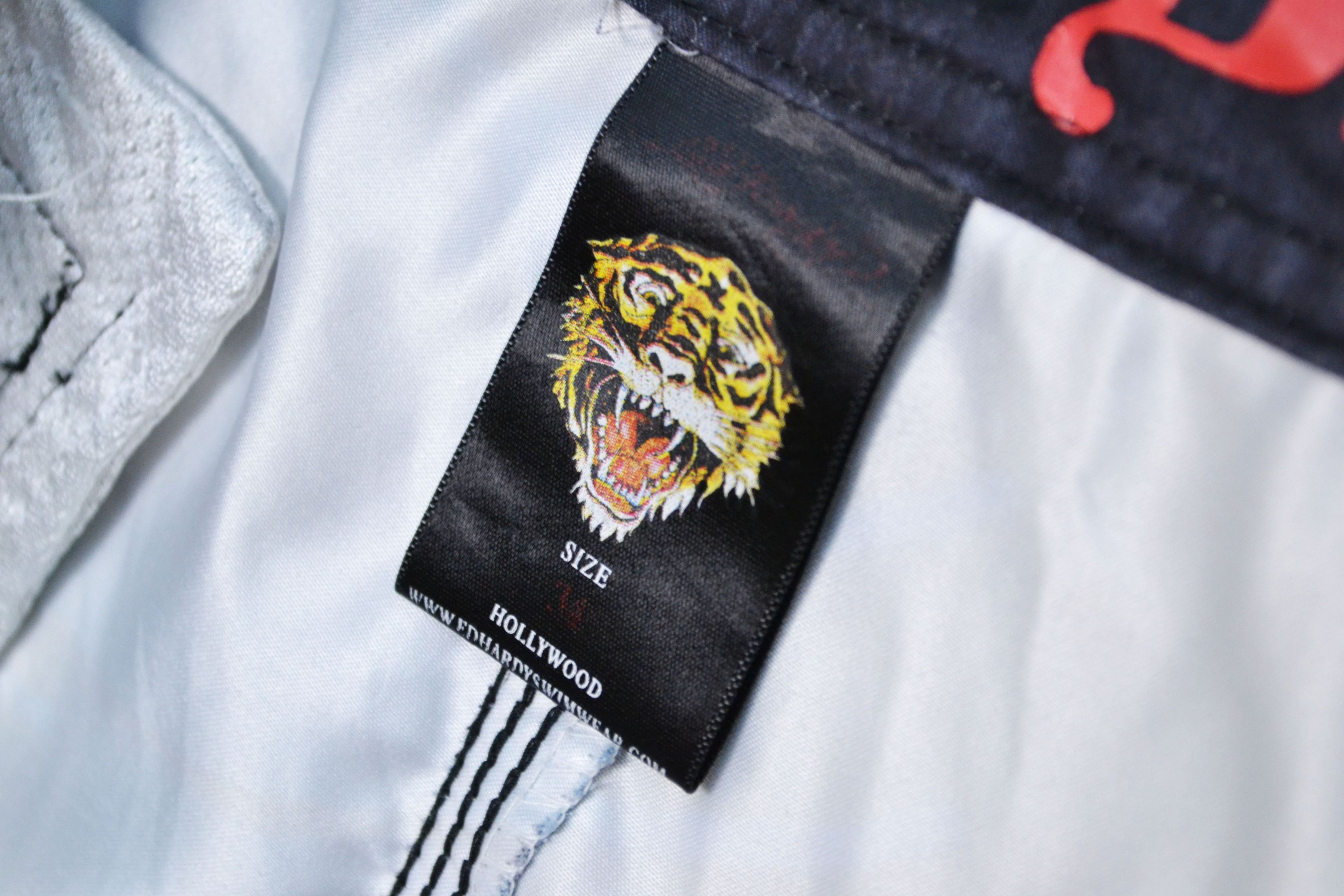 Ed Hardy Ed Hardy Lion on Fire Board Shorts Swim Trunks Size US 34 / EU 50 - 3 Thumbnail