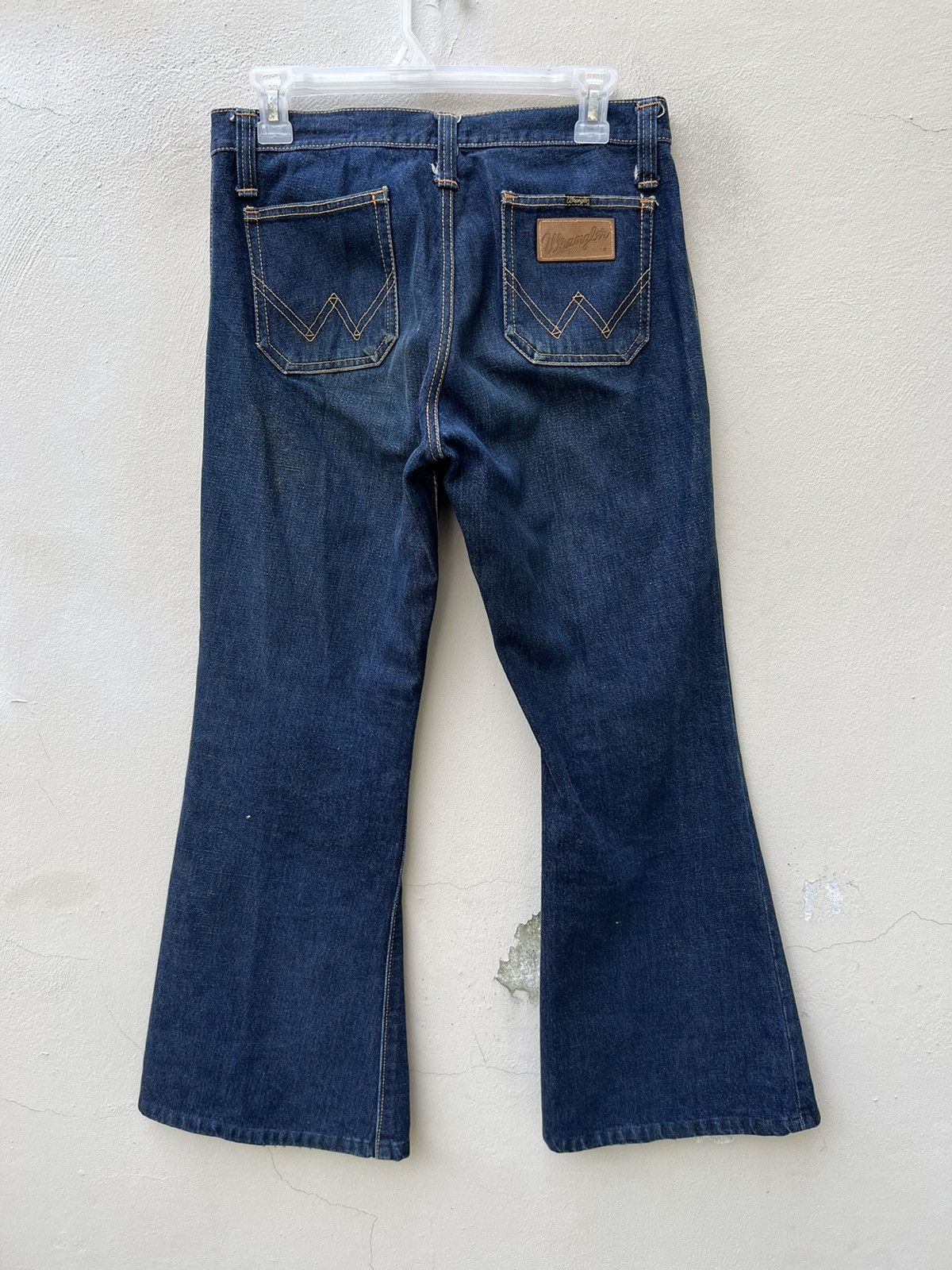 Vintage Vintage 70s Wrangler Blue Denim Cropped Super Flare Jeans Size US 29 - 12 Thumbnail