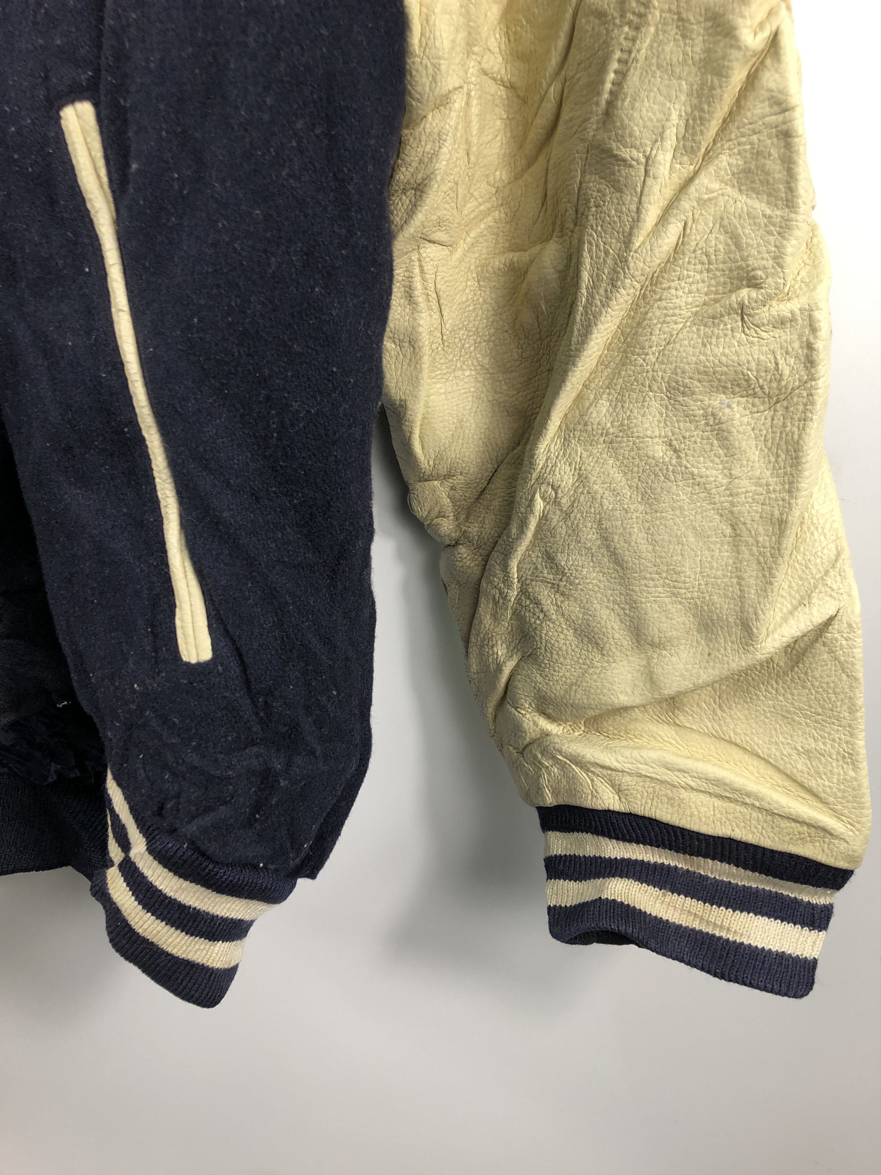 Vintage Vintage 90s Softball Varsity Jacket Leather Sleeve V0013 Size US L / EU 52-54 / 3 - 3 Thumbnail